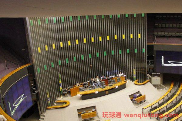 巴西正在努力使BC业合法化
