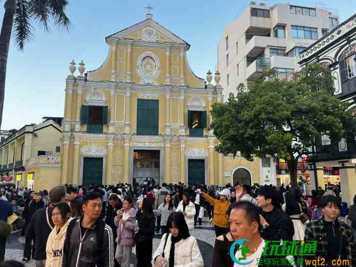 除夕元旦连周末访澳日均旅客15.3万 去年客量破4000万创新高
